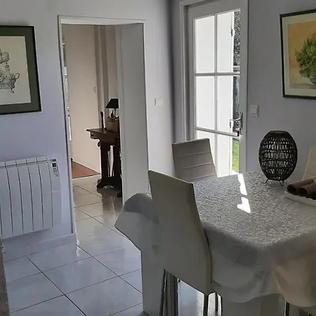 Maison En Pierre Dans Un Ecrin De Verdure * Saint-Laurent-de-Cerdans